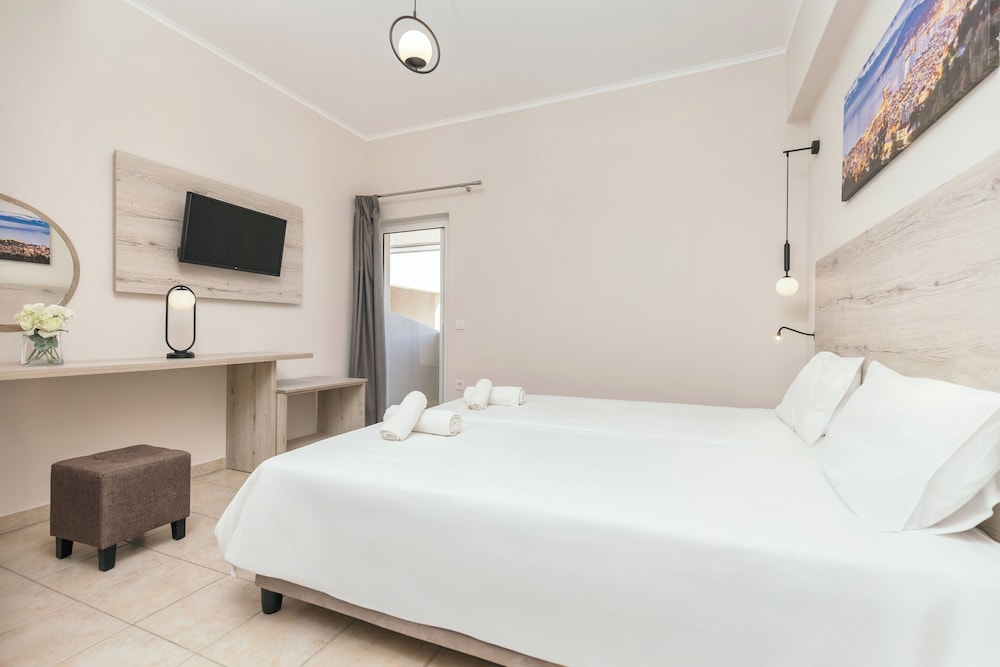 Tsilivi Beach Hotel — Hotel rooms in Tsilivi, Ionian Islands