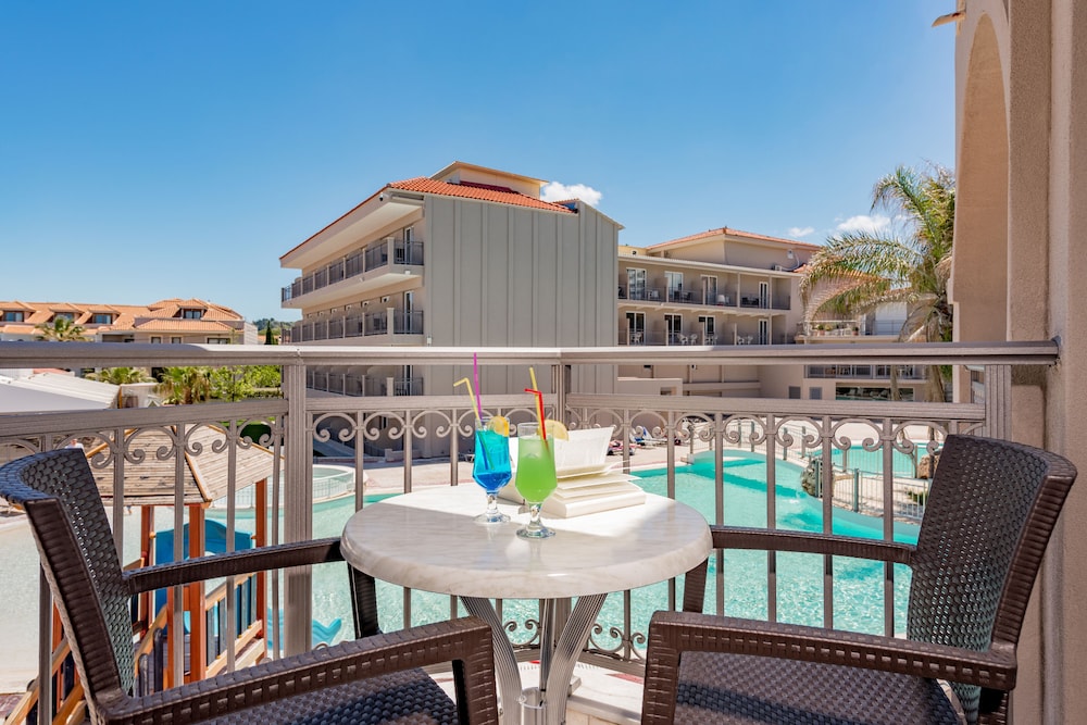 Tsilivi Beach Hotel — Swimming pool in Tsilivi, Ionian Islands