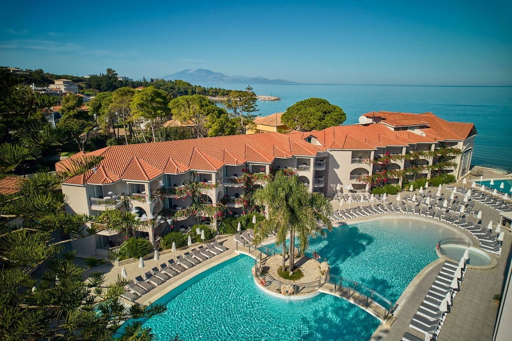 Tsilivi Beach Hotel — Swimming pool in Tsilivi, Ionian Islands