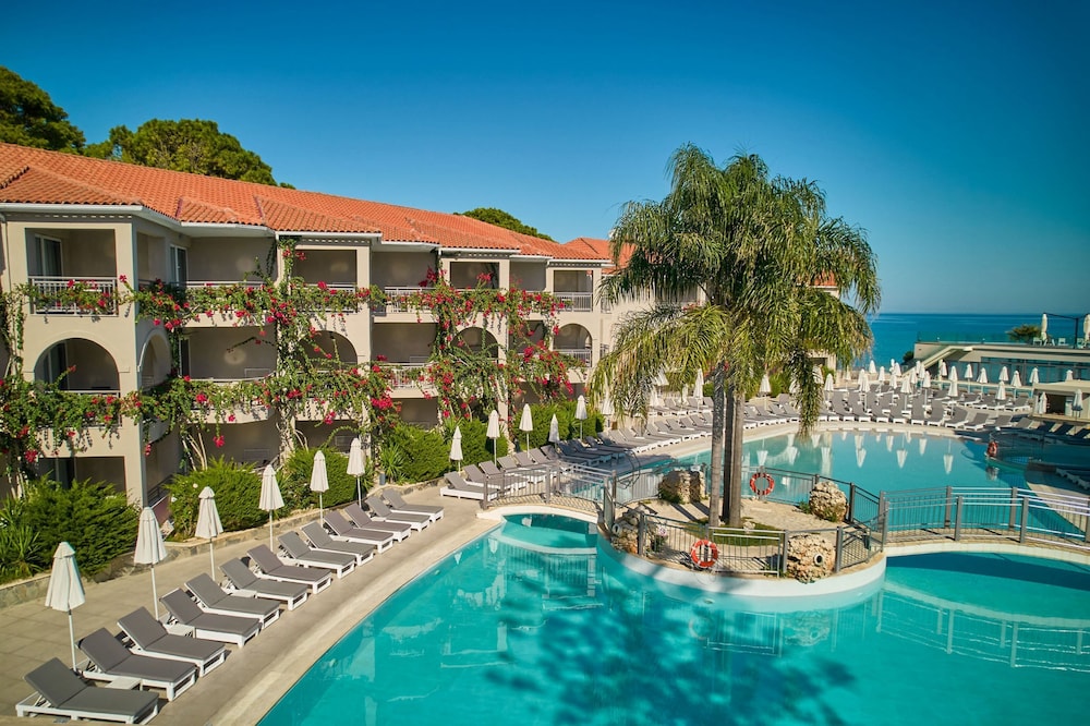 Tsilivi Beach Hotel — Swimming pool in Tsilivi, Ionian Islands