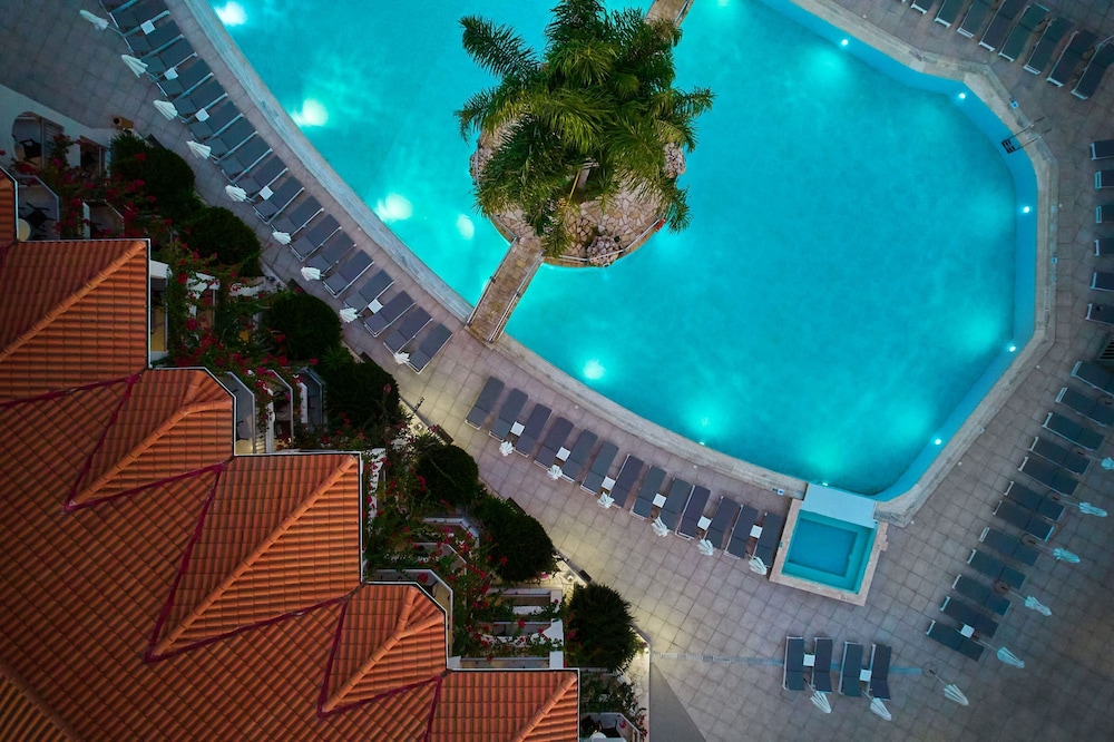 Tsilivi Beach Hotel — Swimming pool in Tsilivi, Ionian Islands