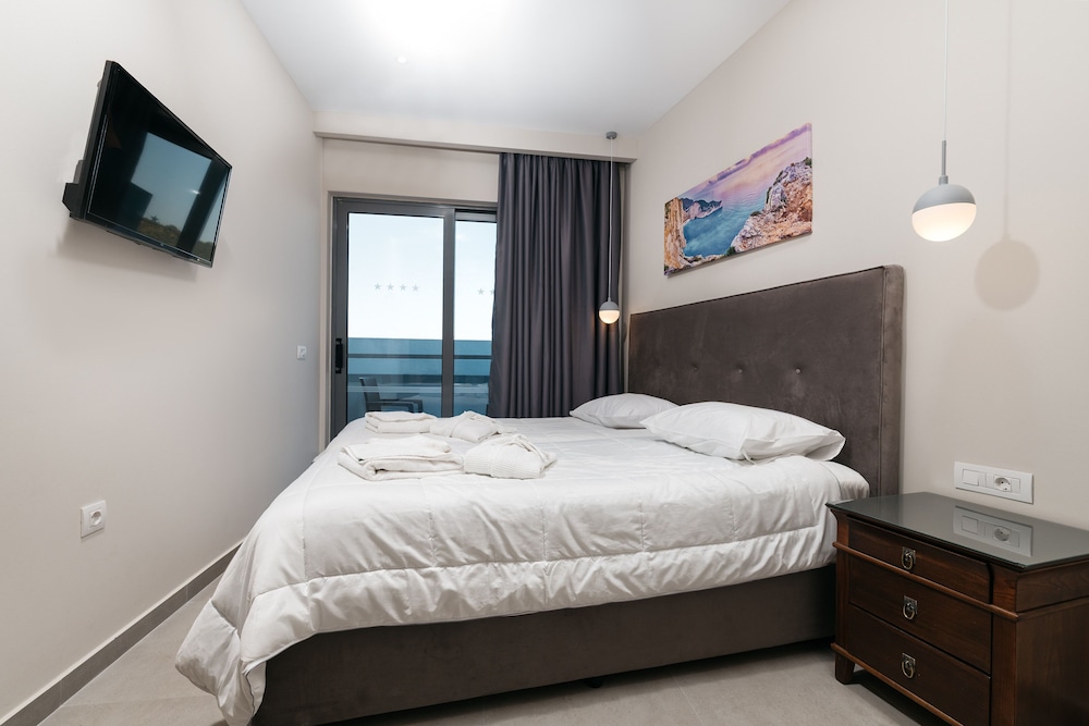 Tesoro Hotel Zakynthos — Hotel rooms in Tsilivi, Ionian Islands