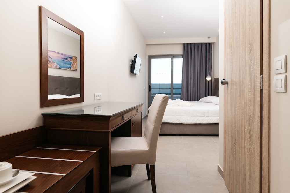 Tesoro Hotel Zakynthos — Hotel rooms in Tsilivi, Ionian Islands