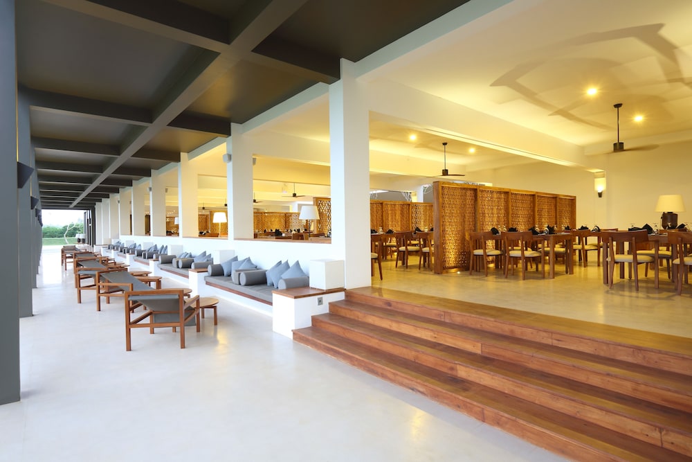 Anantaya Resort and Spa Chilaw — Restaurant & bars in Chilaw
