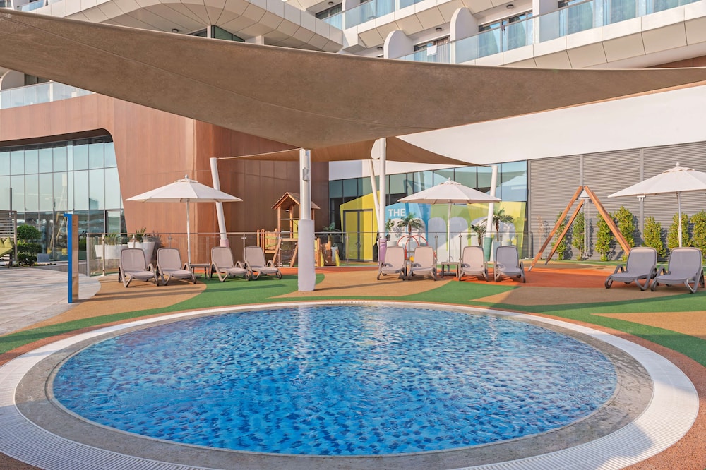 Hampton by Hilton Marjan Island — Swimming pool in Ras al Khaimah