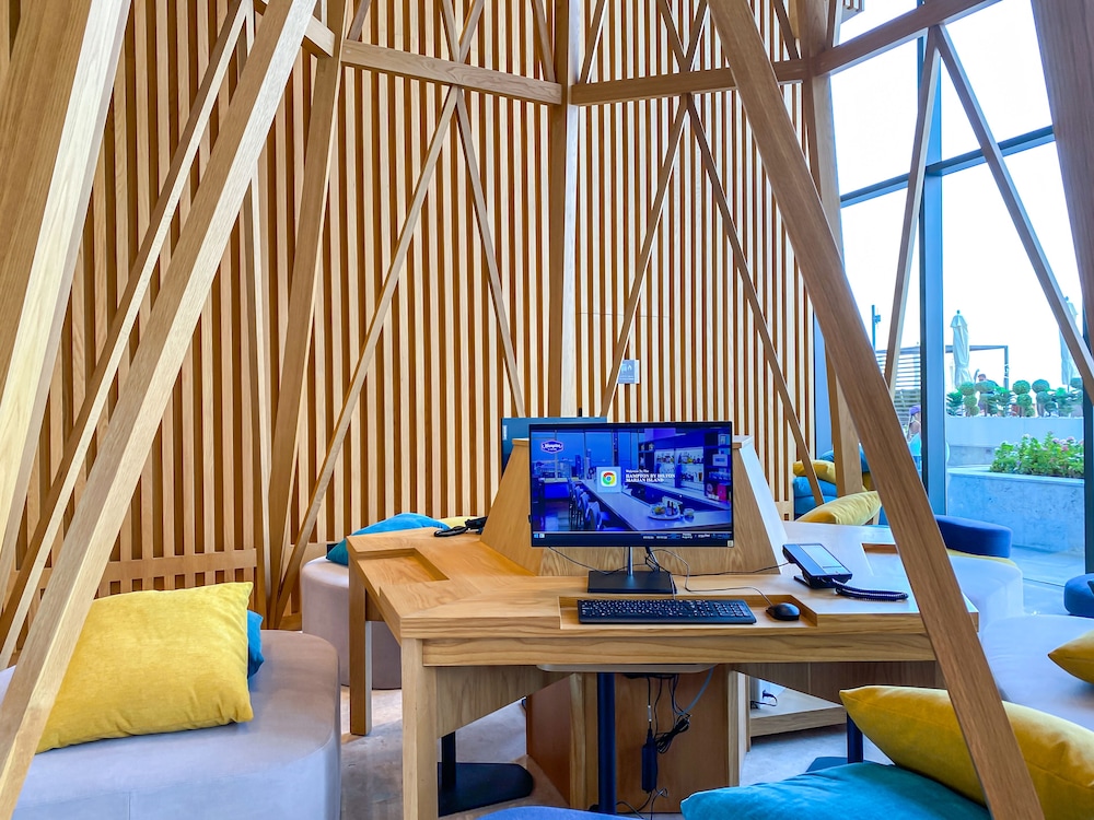 Hampton by Hilton Marjan Island — Hotel building in Ras al Khaimah