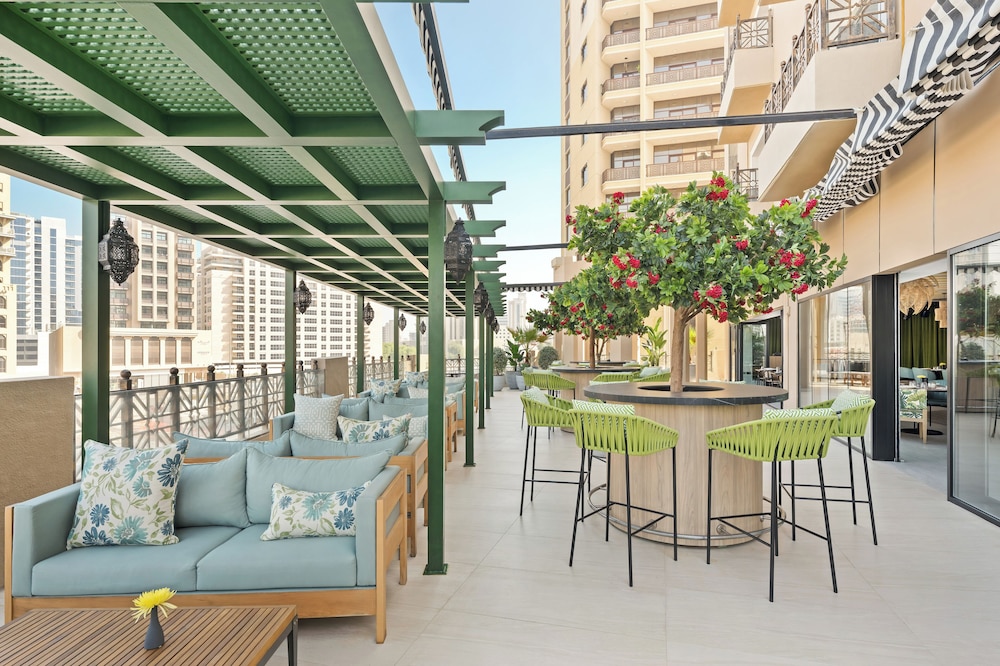 Barceló Al Jaddaf — Restaurant & bars in Dubai