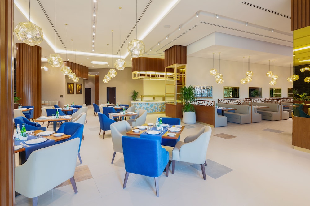 Barceló Al Jaddaf — Restaurant & bars in Dubai