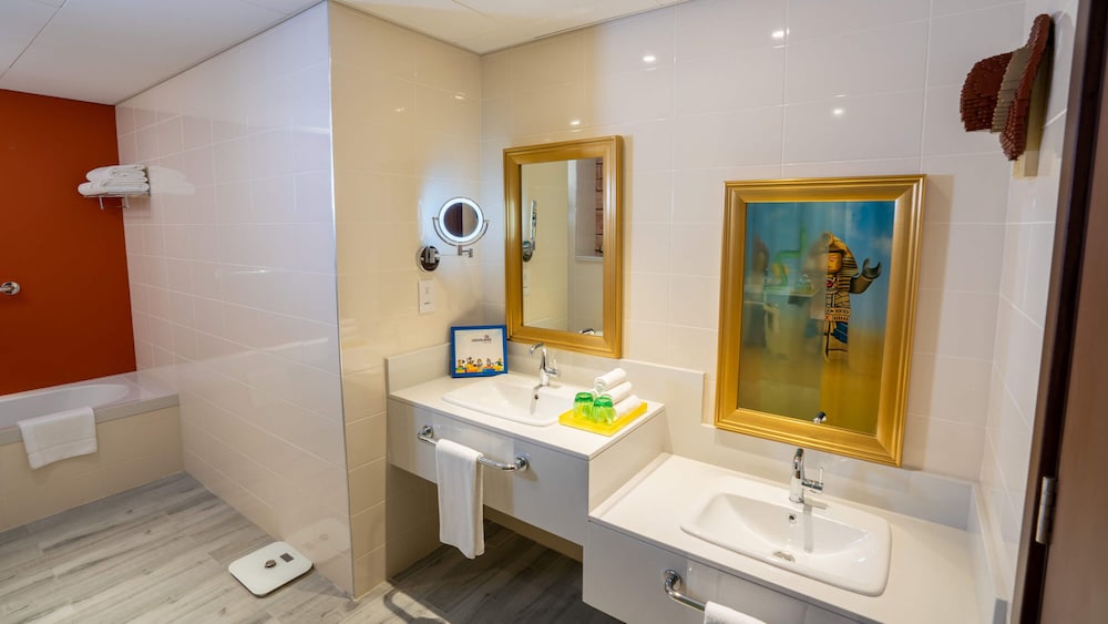 LEGOLAND Hotel Dubai — Hotel rooms in Dubai