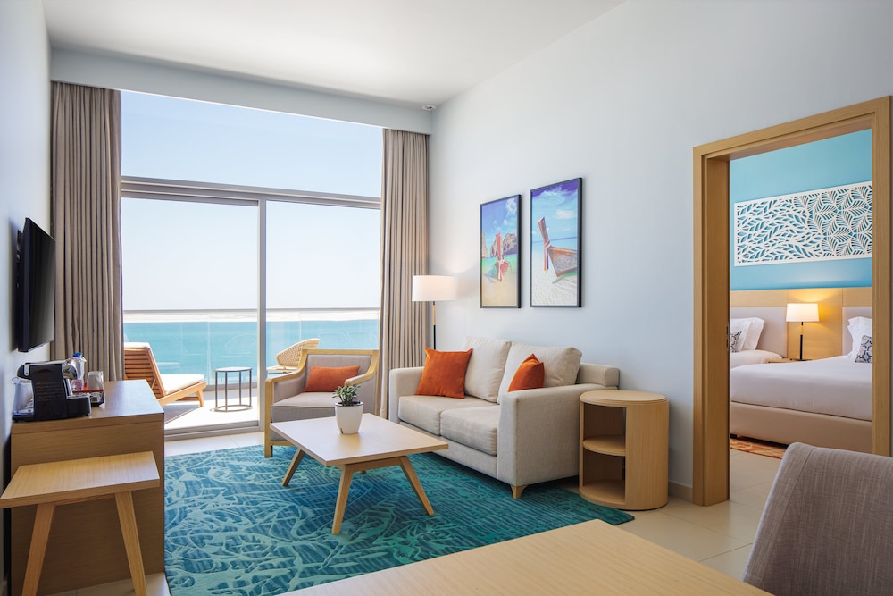 Centara Mirage Beach Resort Dubai — Hotel rooms in Dubai