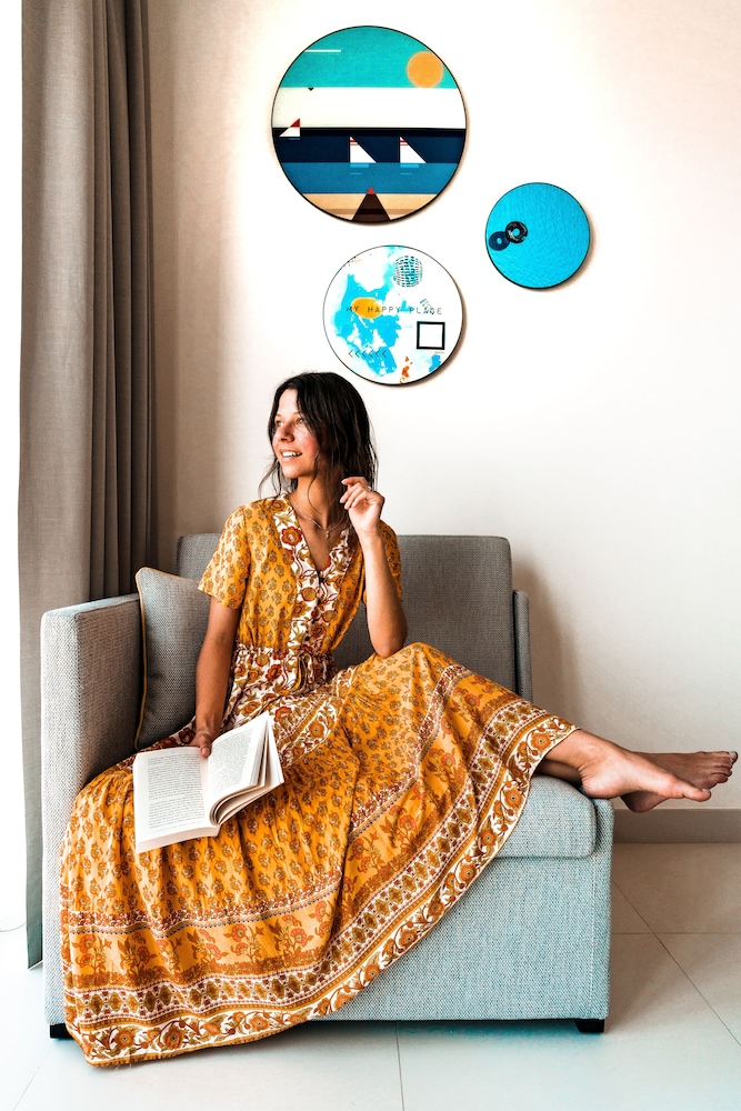 Rove La Mer Beach — Hotel rooms in Dubai