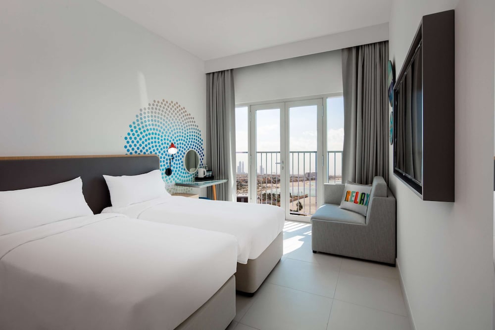 Rove La Mer Beach — Hotel rooms in Dubai