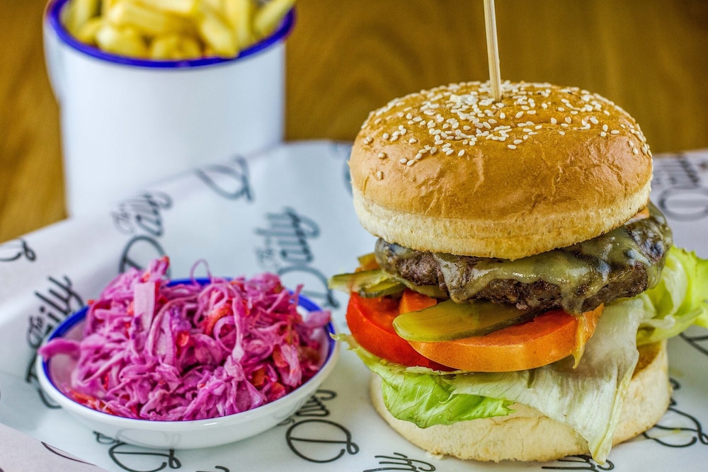 Rove La Mer Beach — Restaurant & bars in Dubai