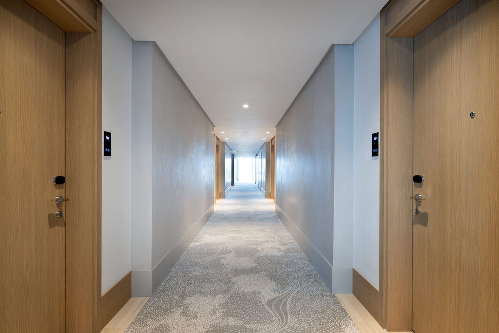 Ecos Dubai Hotel at Al Furjan — Hotel rooms in Dubai