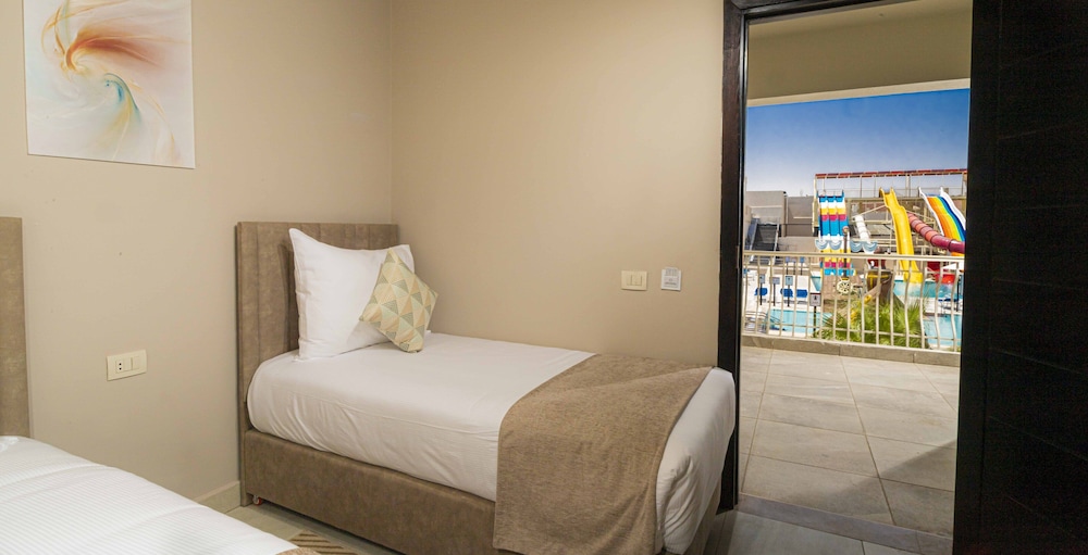 Amarina Abu Soma Resort & Aquapark — Hotel rooms in Safaga, Red Sea