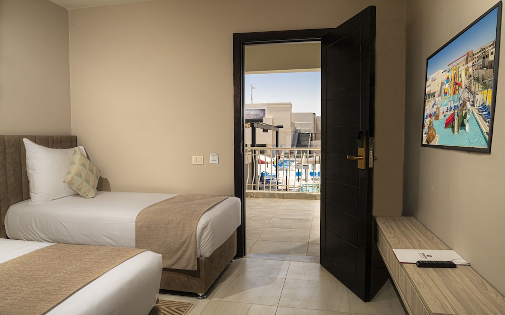 Amarina Abu Soma Resort & Aquapark — Hotel rooms in Safaga, Red Sea