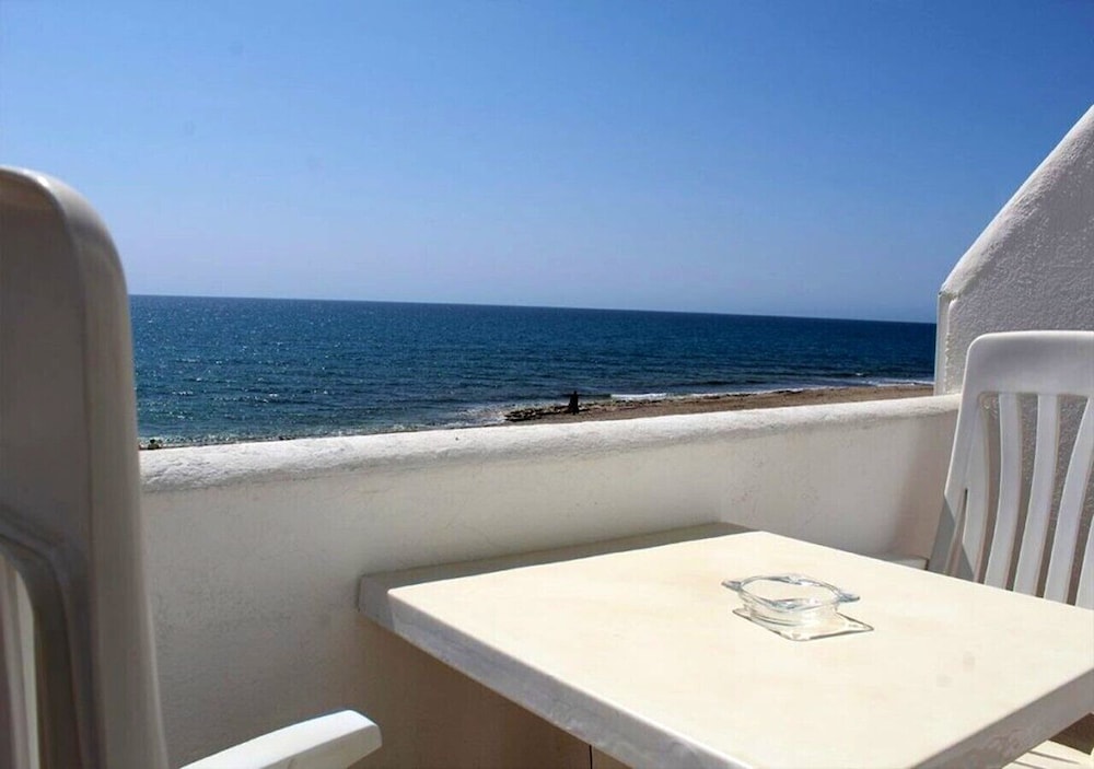 Hospedium Hotel Continental Mojácar — Beach in Mojacar, Andalusia