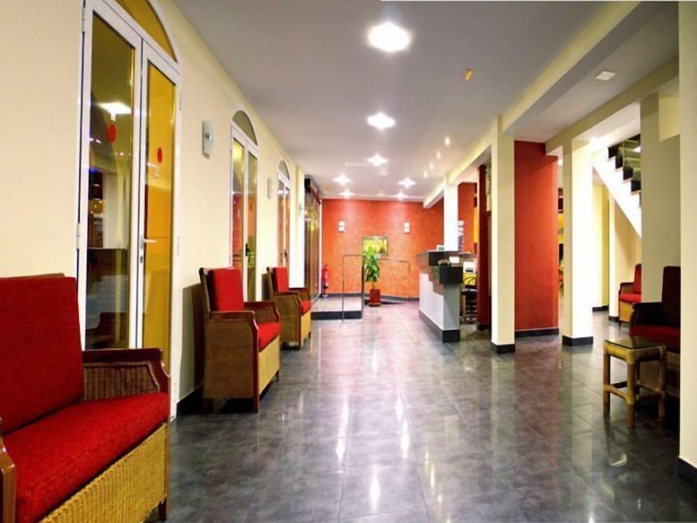Hospedium Hotel Continental Mojácar — Hotel building in Mojacar, Andalusia