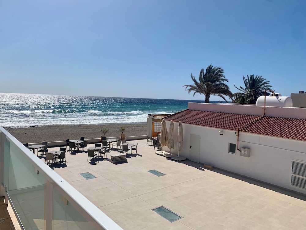 Hospedium Hotel Continental Mojácar — Beach in Mojacar, Andalusia