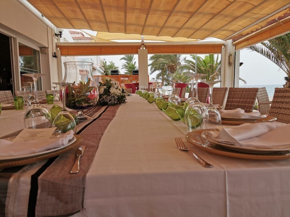 Hospedium Hotel Continental Mojácar — Restaurant & bars in Mojacar, Andalusia