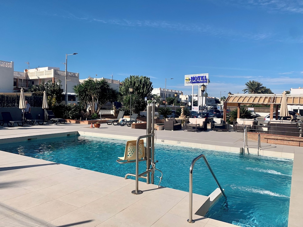Hospedium Hotel Continental Mojácar — Swimming pool in Mojacar, Andalusia