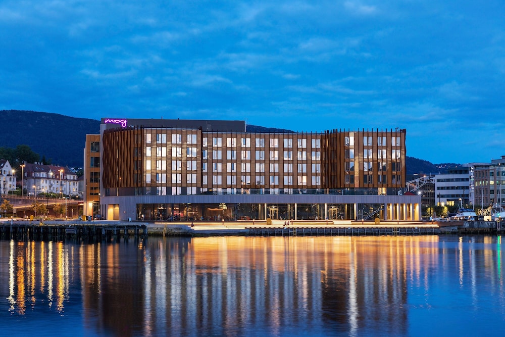 Moxy Bergen — Hotel building in Bergen, Hordaland