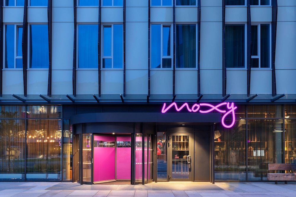Moxy Bergen — Hotel building in Bergen, Hordaland