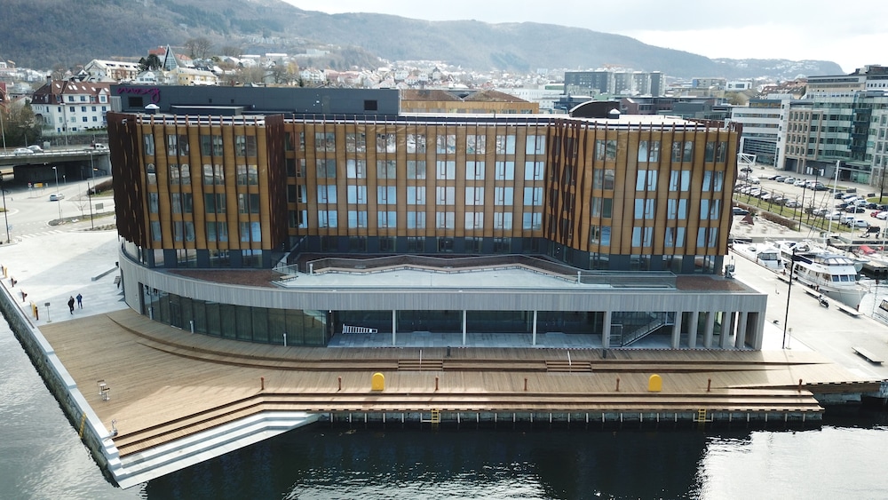 Moxy Bergen — Hotel building in Bergen, Hordaland