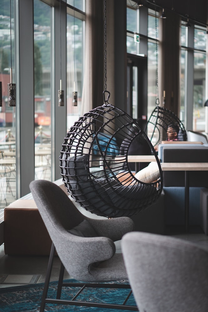 Moxy Bergen — Restaurant & bars in Bergen, Hordaland