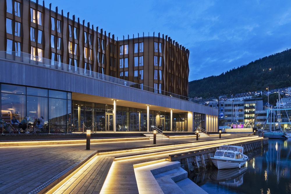 Moxy Bergen — Hotel building in Bergen, Hordaland