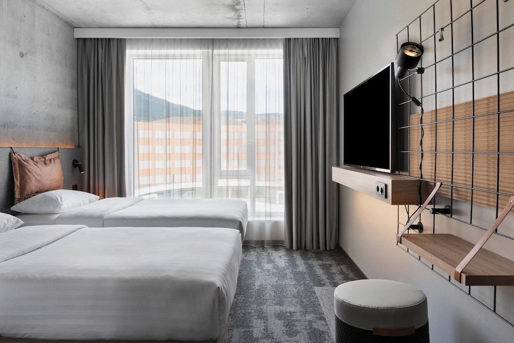 Moxy Bergen — Hotel rooms in Bergen, Hordaland