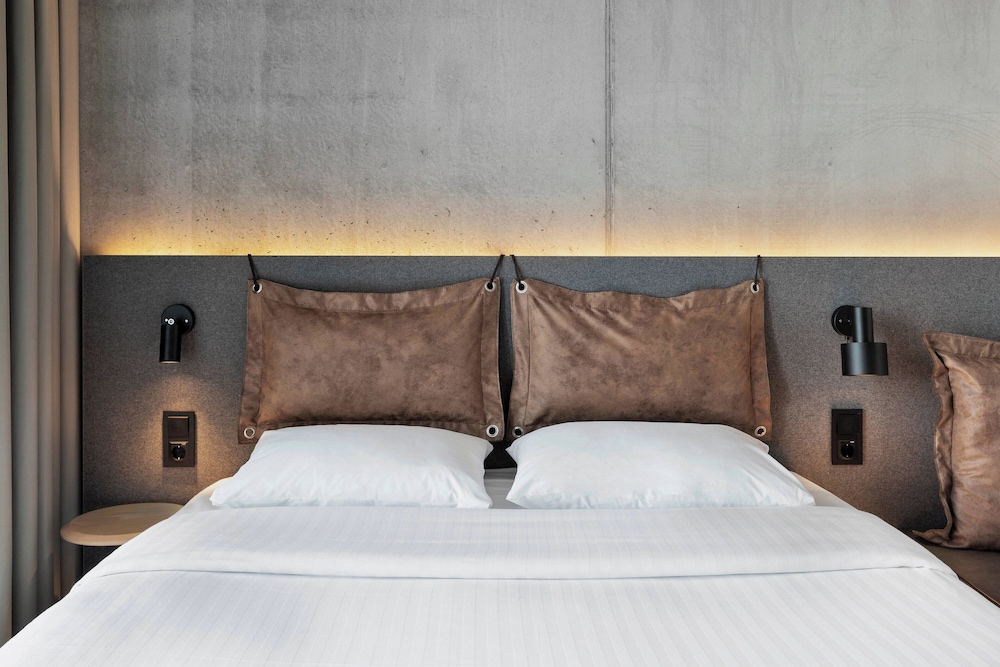 Moxy Bergen — Hotel rooms in Bergen, Hordaland