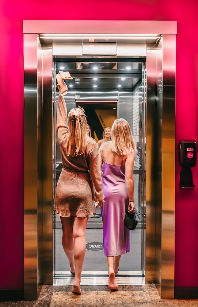 Moxy Bergen — Hotel building in Bergen, Hordaland