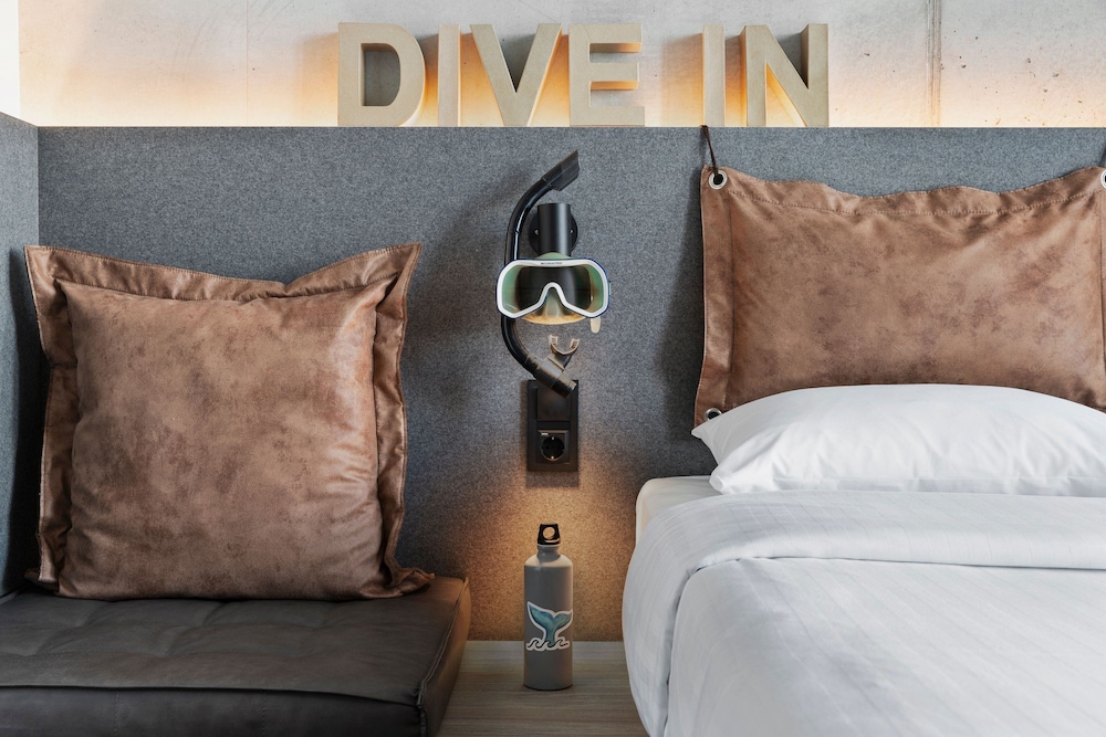 Moxy Bergen — Hotel rooms in Bergen, Hordaland