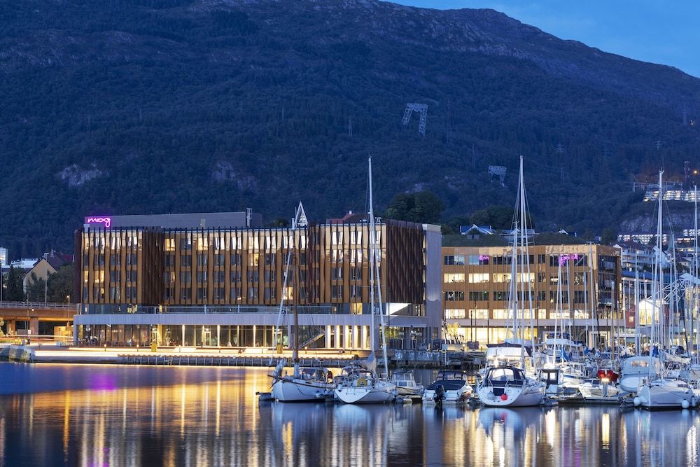 Moxy Bergen