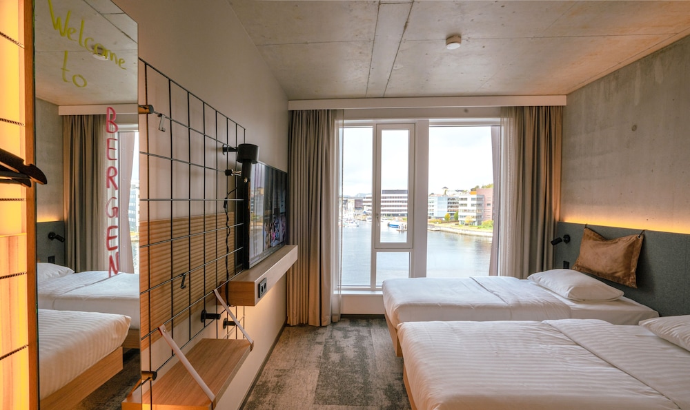 Moxy Bergen — Hotel rooms in Bergen, Hordaland