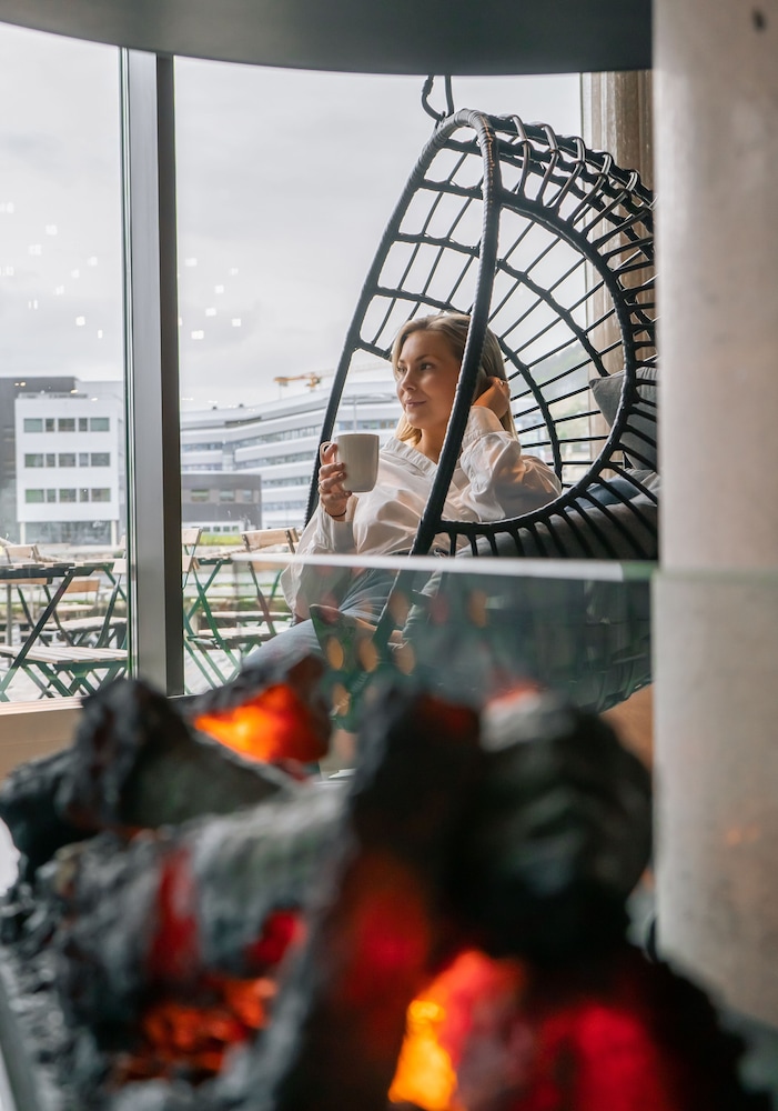 Moxy Bergen — Restaurant & bars in Bergen, Hordaland