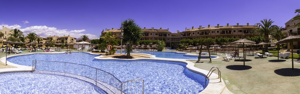 Albir Garden Resort — Swimming pool in L'Alfas del Pi, Valencian Community