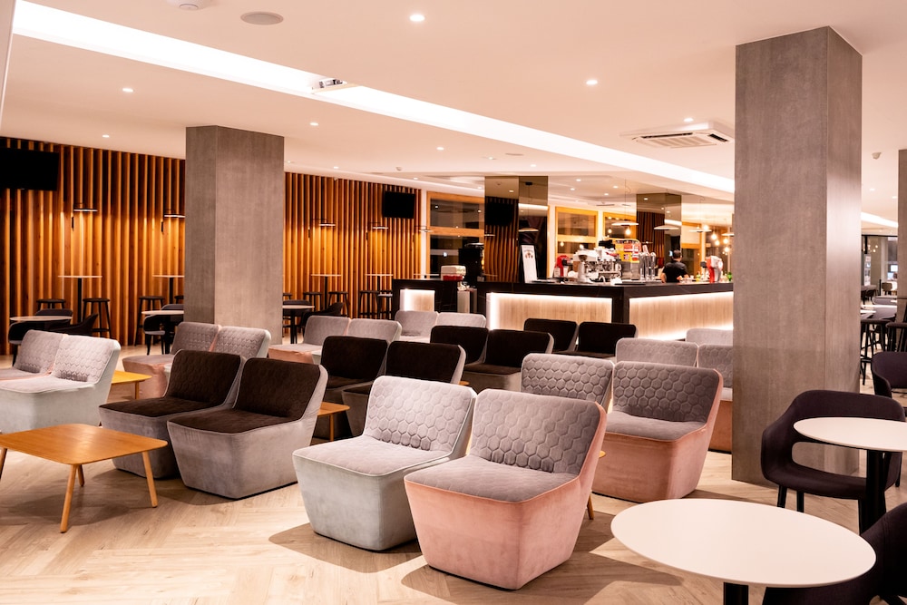 Albir Garden Resort — Restaurant & bars in L'Alfas del Pi, Valencian Community
