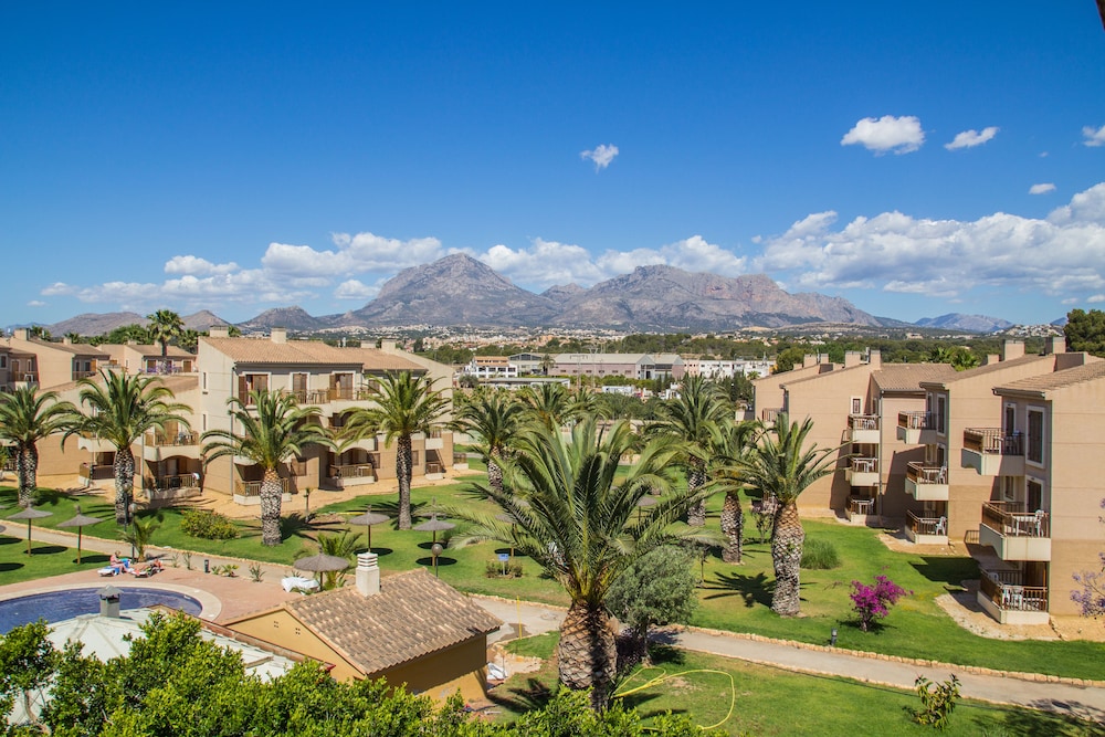 Albir Garden Resort — Hotel building in L'Alfas del Pi, Valencian Community