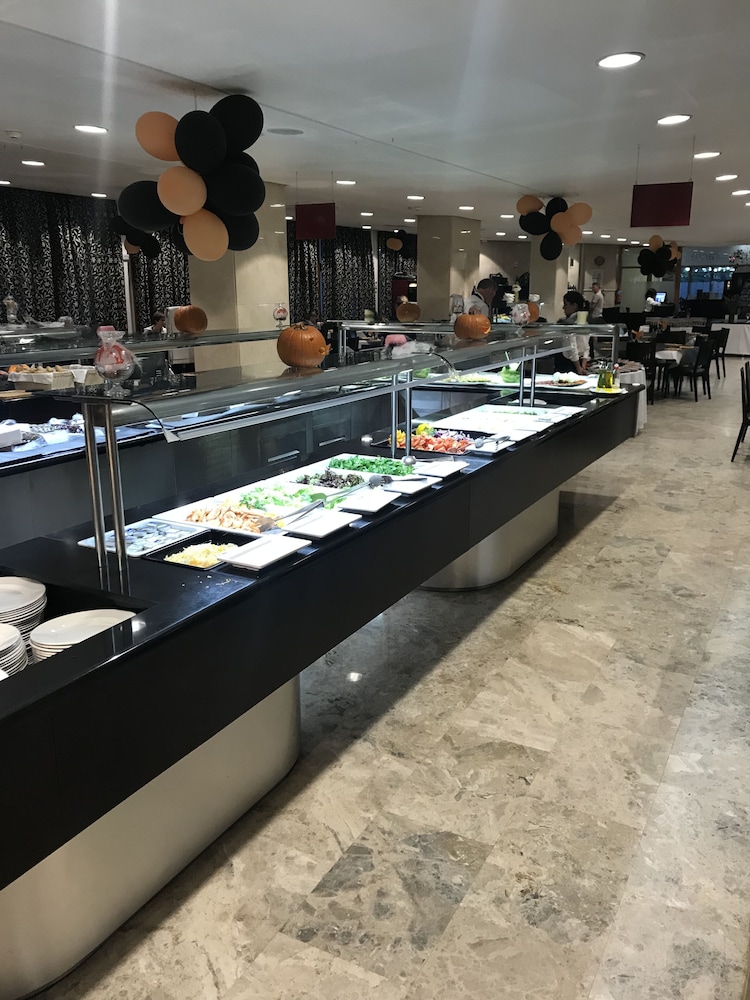 Albir Garden Resort — Restaurant & bars in L'Alfas del Pi, Valencian Community