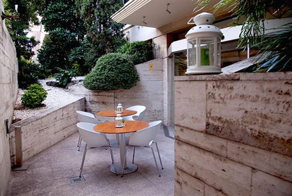 Vilana Hotel Boutique — Restaurant & bars in Barcelona, Catalonia