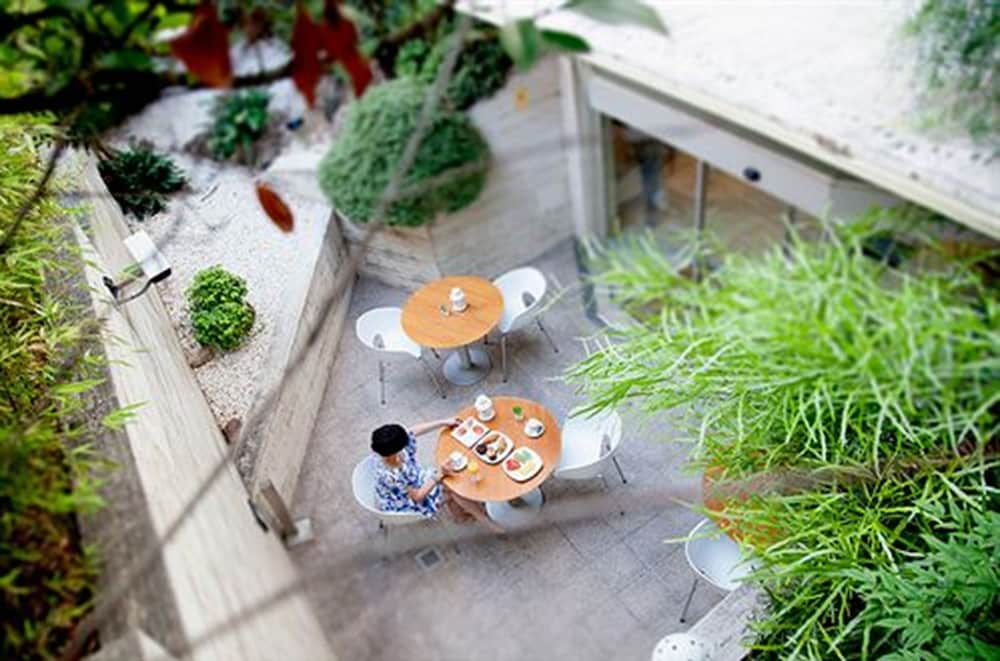 Vilana Hotel Boutique — Restaurant & bars in Barcelona, Catalonia