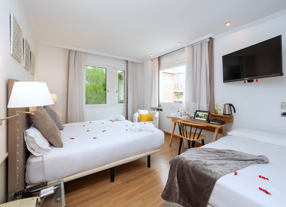 Vilana Hotel Boutique — Hotel rooms in Barcelona, Catalonia