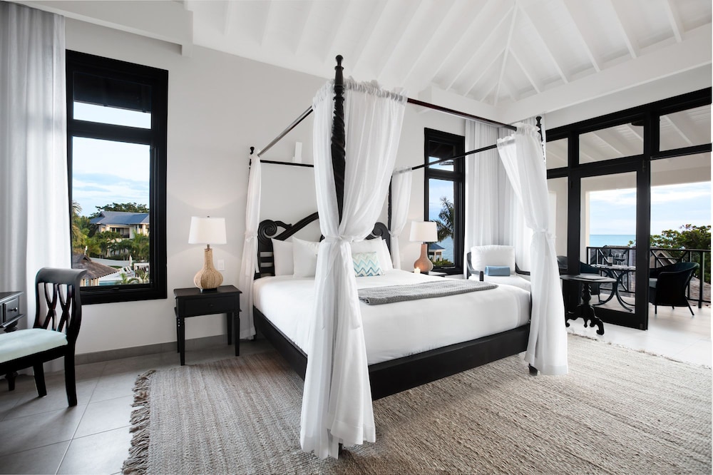 The Cliff Hotel — Hotel rooms in Negril