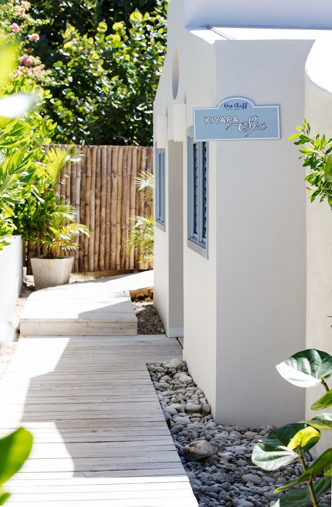 The Cliff Hotel — Spa in Negril