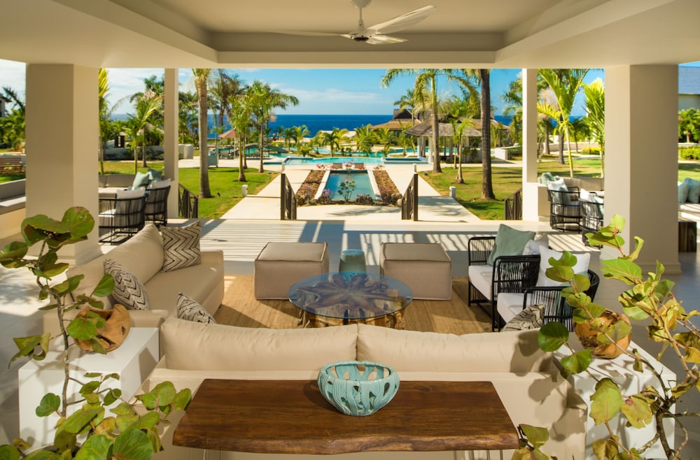 The Cliff Hotel — Swimming pool in Negril