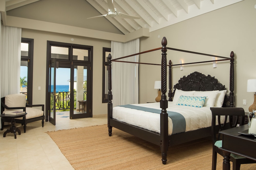 The Cliff Hotel — Hotel rooms in Negril