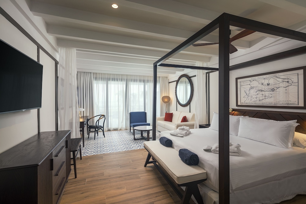 Ocean Coral Spring - All Inclusive — Rooms in Falmouth