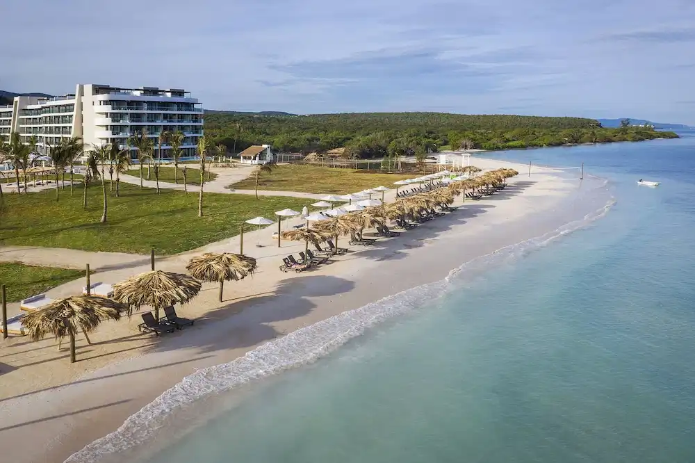 Ocean Coral Spring - All Inclusive — Outdoor in Falmouth